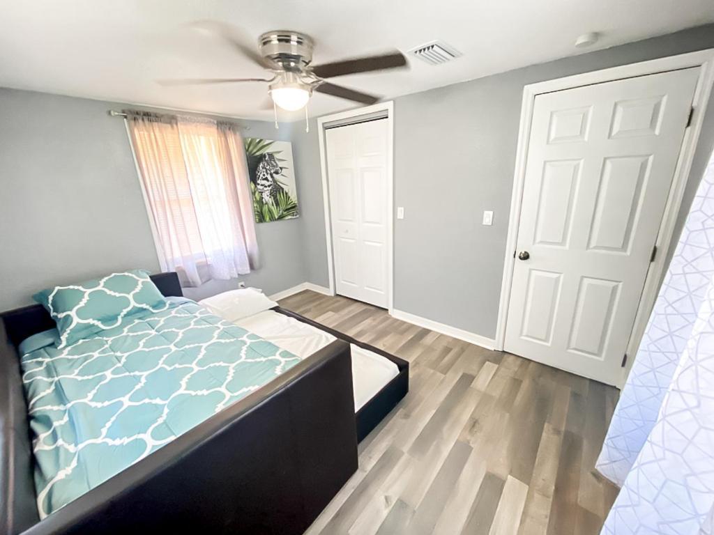 Sarasota Modern, Spacious, Comfy, Queen Beds, Backyard Rental Zewnętrze zdjęcie