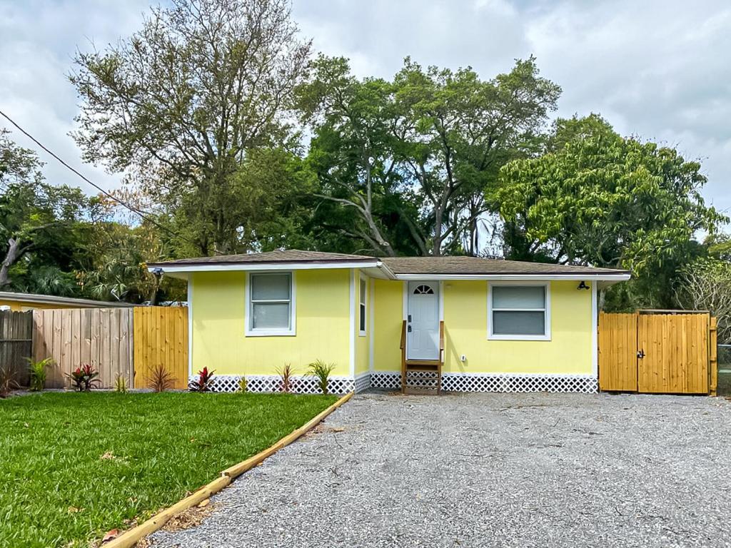 Sarasota Modern, Spacious, Comfy, Queen Beds, Backyard Rental Zewnętrze zdjęcie